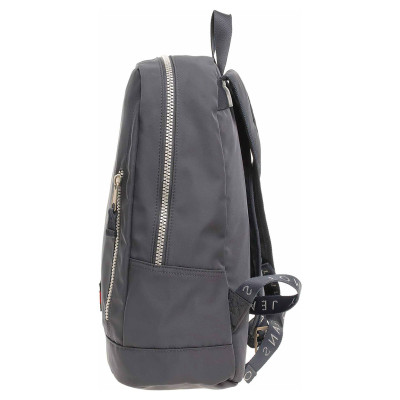 detail Tommy Hilfiger pánský batoh AM0AM06115 CBK black iris