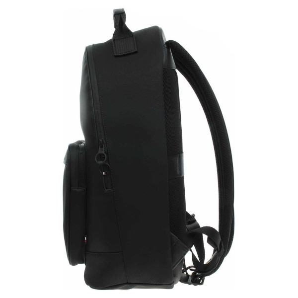 detail Tommy Hilfiger pánský batoh AM0AM13623 BDS Black