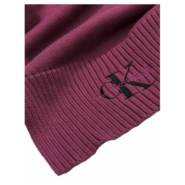 detail Calvin Klein dámská šála K60K611262 VAC amarath