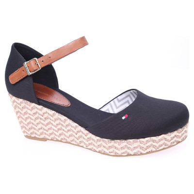 detail Tommy Hilfiger Elba 18D FW56818532 black