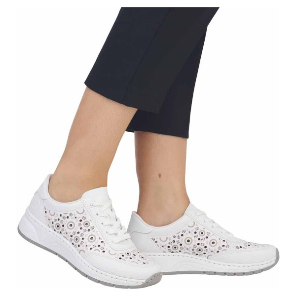 detail Dámske poltopánky Rieker N6506-80 weiss