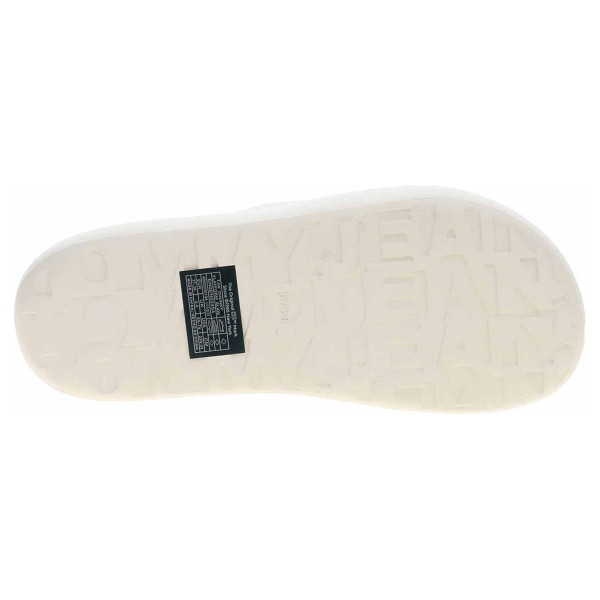 detail Plážové papuče Tommy Hilfiger EN0EN02454 ACG Newsprint