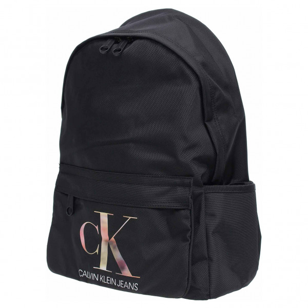 detail Calvin Klein dámský batoh K60K608841 BDS black