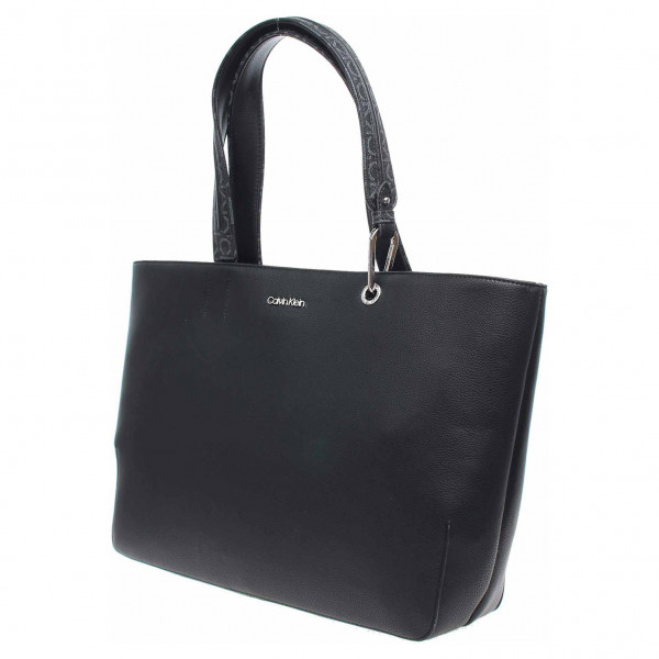 detail Calvin Klein dámská kabelka K60K608442 BAX Ck black