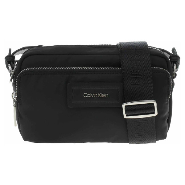 detail Calvin Klein dámská kabelka K60K609903 BAX Ck black