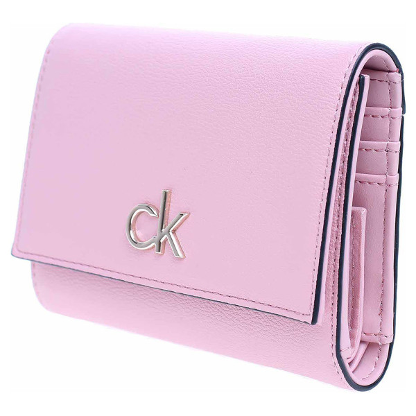 detail Calvin Klein dámská peněženka K60K607181 VES shadow rose