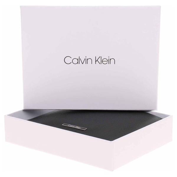 detail Calvin Klein pánská peněženka K50K507348 BAX Ck black