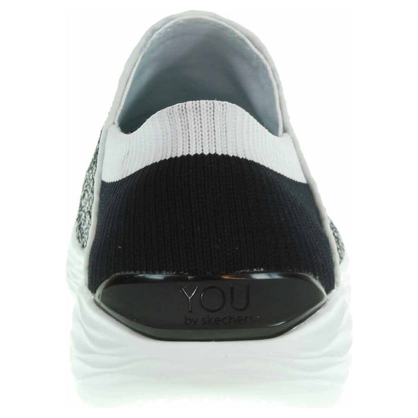 detail Skechers You white black