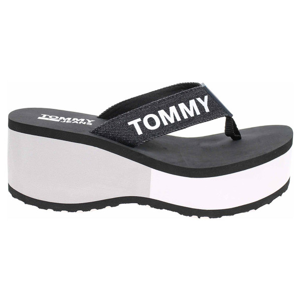 detail Dámske plážové papuče Tommy Hilfiger EN0EN00469 990 black